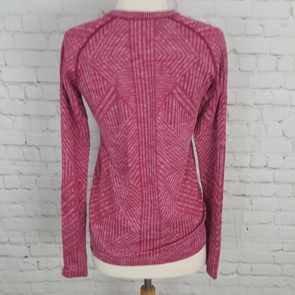 Lululemon Restless Pullover 8 Berry Rumble - Picture 5 of 7